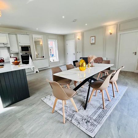 Gems In Ratoath Villa ภายนอก รูปภาพ