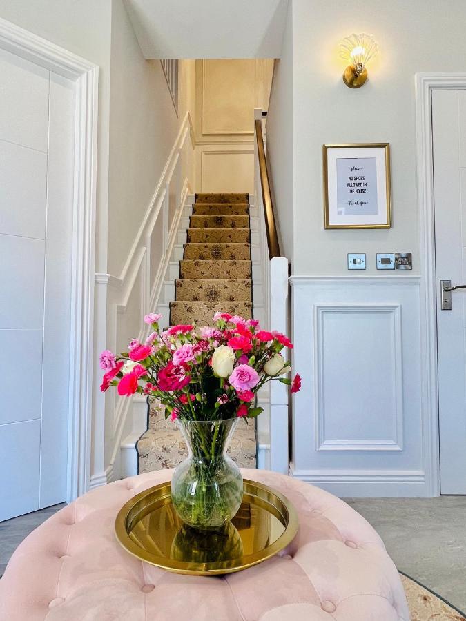 Gems In Ratoath Villa ภายนอก รูปภาพ