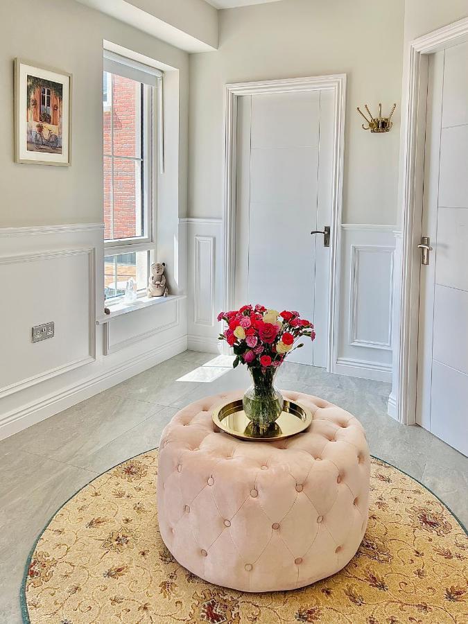 Gems In Ratoath Villa ภายนอก รูปภาพ